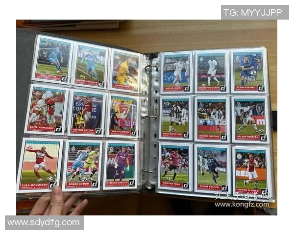 足球球星卡包开箱价格揭秘市场行情及收藏价值分析